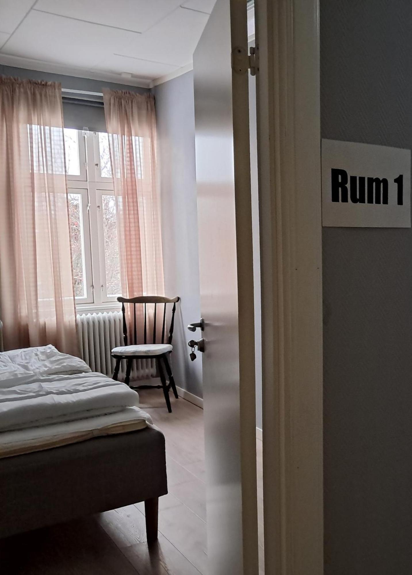 Отель Rutsbrogarden Rutan Экстерьер фото